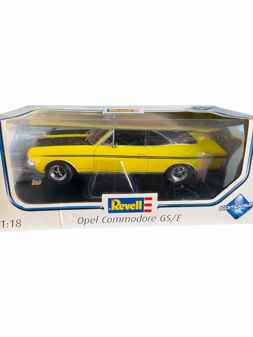 🔥 Revell 1:18 Opel Commodore GS/E Yellow Composite 08493 Rare Boxed Diecast🔥